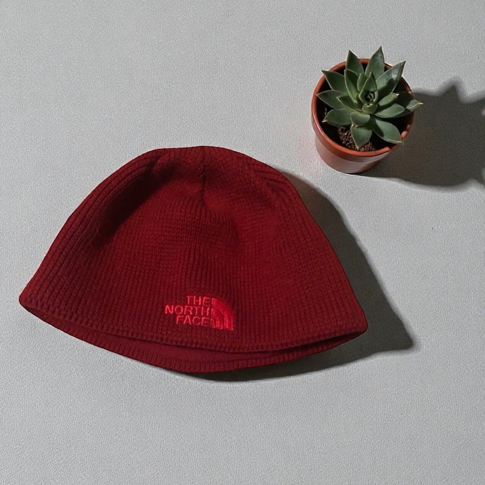 ✨2/$20✨ The North Face• Kid’s Red Knit Fleece Inner Beanie Hat